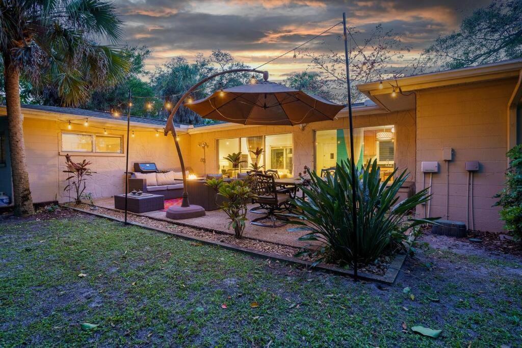 Beautiful Glam Mid-Century 1 Block From Sarasota Bay With Firepit Villa Luaran gambar