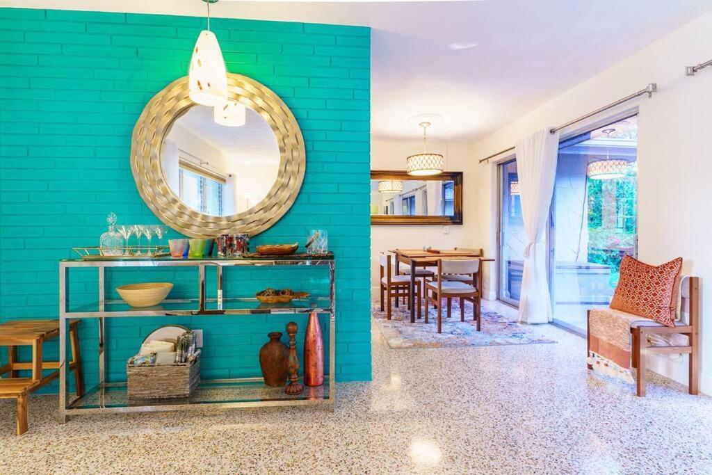 Beautiful Glam Mid-Century 1 Block From Sarasota Bay With Firepit Villa Luaran gambar