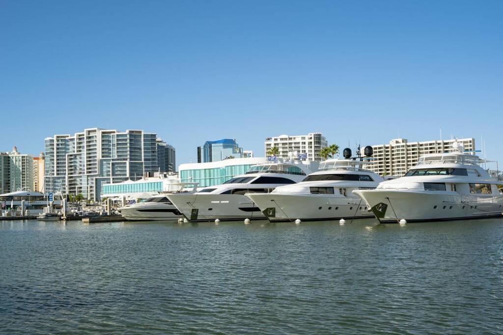 Beautiful Glam Mid-Century 1 Block From Sarasota Bay With Firepit Villa Luaran gambar